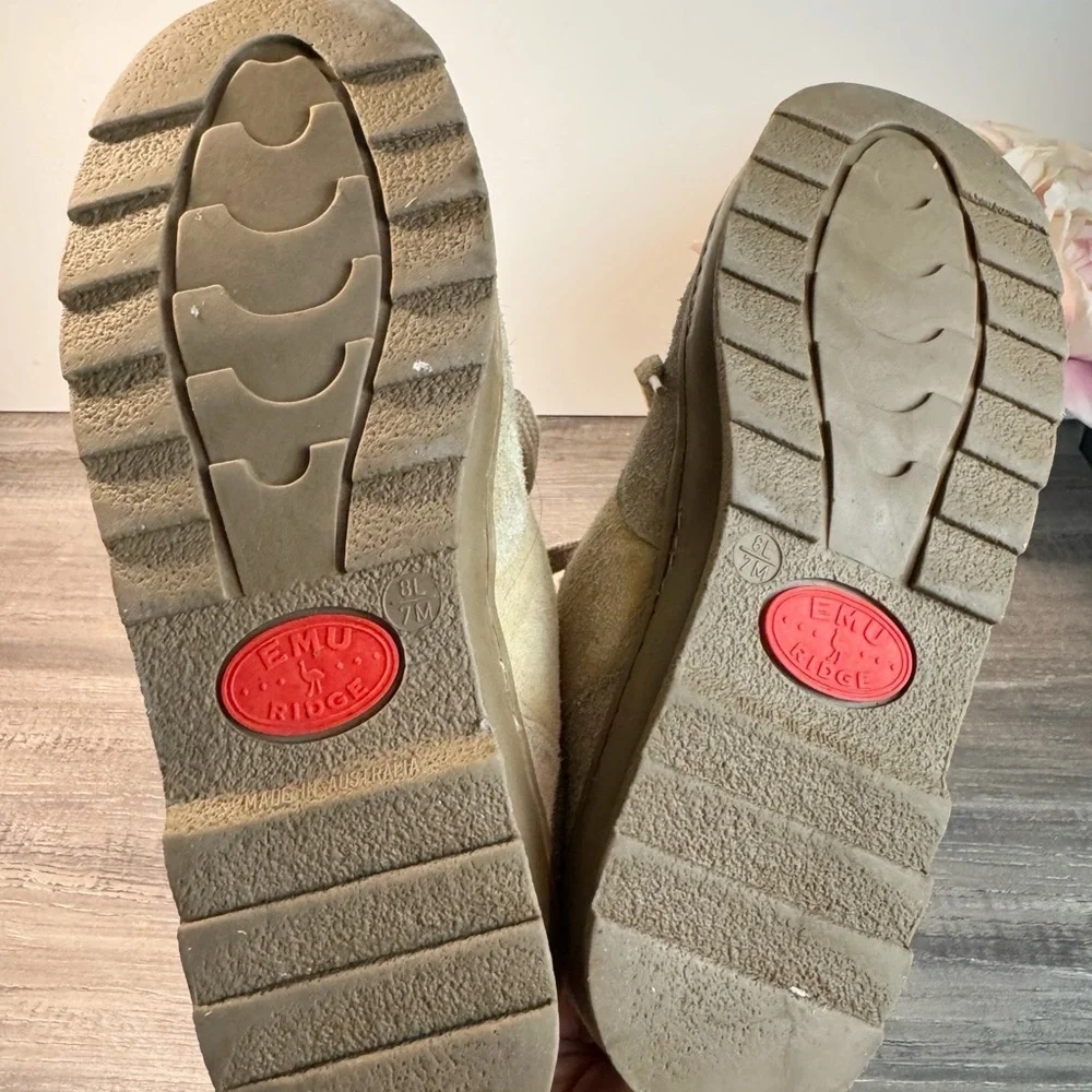 EMU Ridge Sofi Low Sheepskin Boots Womens 8/Mens 7